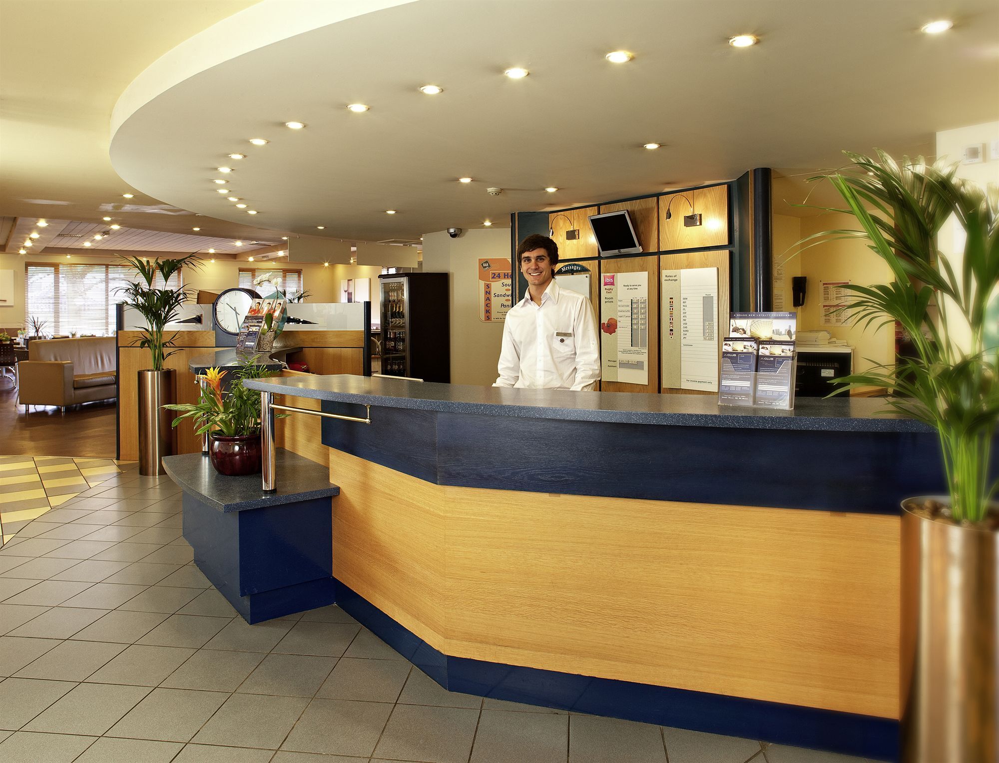 Ibis Rugby East Hotell Crick  Eksteriør bilde