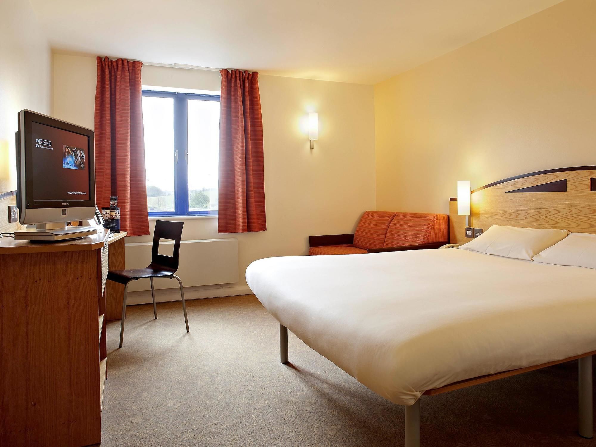 Ibis Rugby East Hotell Crick  Eksteriør bilde